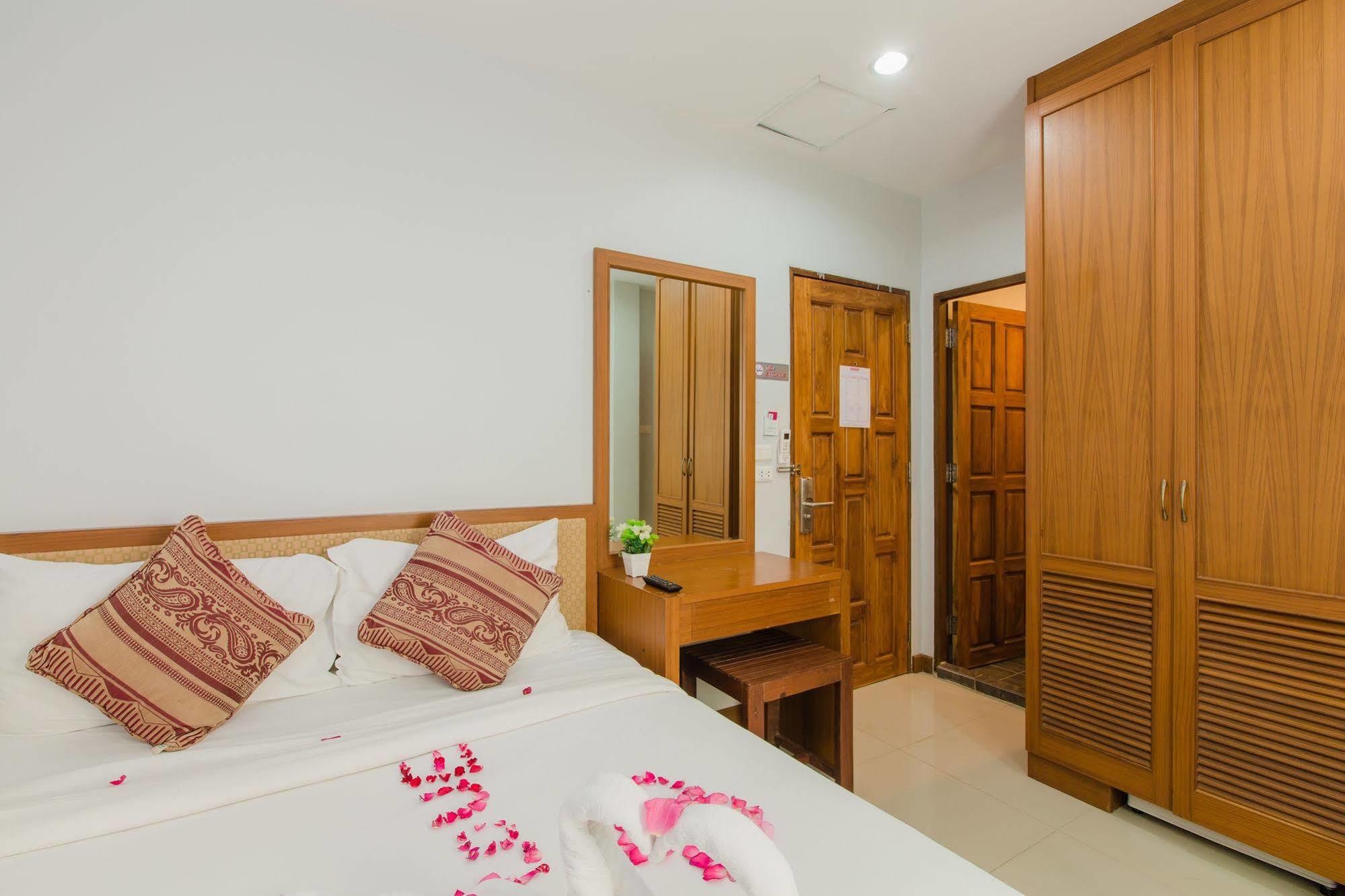 Hip Yaya Residences パトン エクステリア 写真